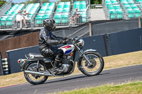 cadwell-park;cadwell-park-photographs;cadwell-trackday-photographs;enduro-digital-images;event-digital-images;eventdigitalimages;peter-wileman-photography;racing-digital-images;trackday-digital-images;trackday-photos